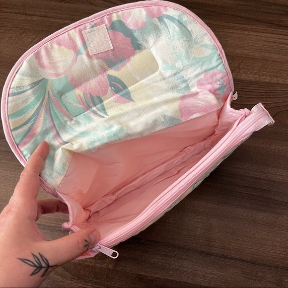 Vintage Floral Pastel Clutch Hand Bag - Picture 7 of 8